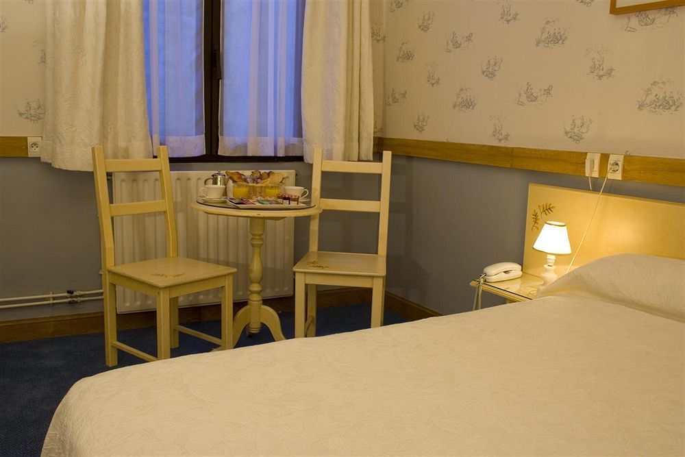 Hotel Des 4 Soeurs Bordeaux Exteriör bild