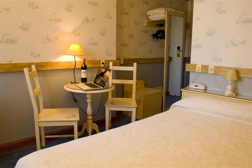 Hotel Des 4 Soeurs Bordeaux Exteriör bild